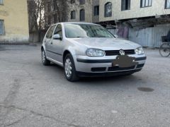 Фото авто Volkswagen Golf