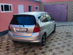 Photo of the vehicle Honda Fit