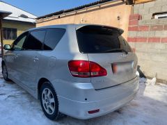 Сүрөт унаа Toyota Ipsum