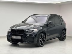 Photo of the vehicle BMW X5