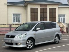 Photo of the vehicle Toyota Ipsum