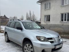 Фото авто Mitsubishi Outlander