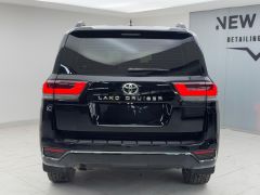 Photo of the vehicle Toyota Land Cruiser