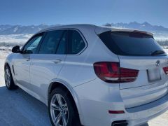 Photo of the vehicle BMW X5