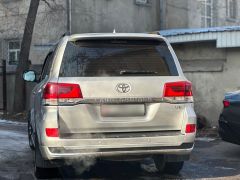 Фото авто Toyota Land Cruiser