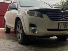 Сүрөт унаа Toyota RAV4