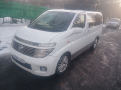 Photo of the vehicle Nissan Elgrand