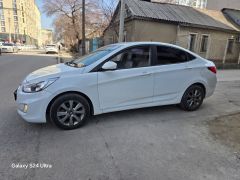 Photo of the vehicle Hyundai Accent