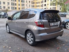 Фото авто Honda Fit