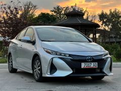 Фото авто Toyota Prius