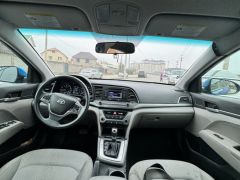 Фото авто Hyundai Elantra