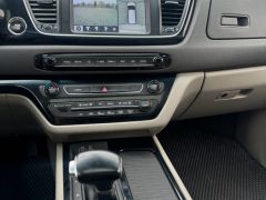 Фото авто Kia Carnival