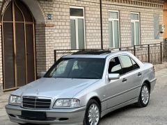 Сүрөт унаа Mercedes-Benz C-Класс