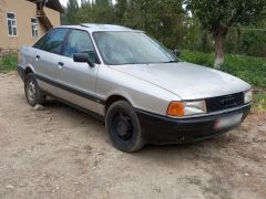 Photo of the vehicle Audi 80