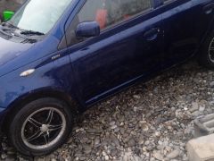 Фото авто Toyota Vitz