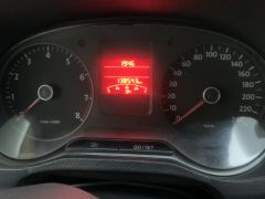 Сүрөт унаа Volkswagen Polo