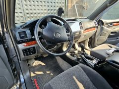 Сүрөт унаа Toyota Land Cruiser Prado