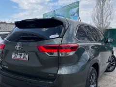 Сүрөт унаа Toyota Highlander