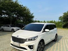 Фото авто Kia Carnival