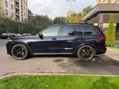 Фото авто BMW X7