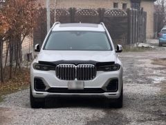 Фото авто BMW X7