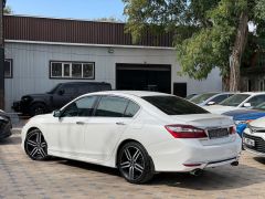 Сүрөт унаа Honda Accord