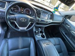 Сүрөт унаа Toyota Highlander