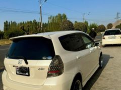 Фото авто Honda Fit