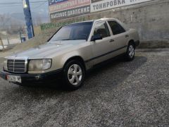 Фото авто Mercedes-Benz W124