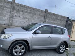 Сүрөт унаа Toyota RAV4