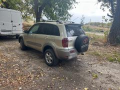 Сүрөт унаа Toyota RAV4