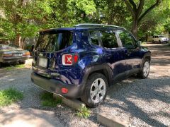 Photo of the vehicle Jeep Renegade