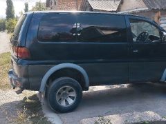 Сүрөт унаа Mitsubishi Delica