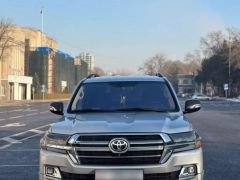 Сүрөт унаа Toyota Land Cruiser