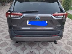 Сүрөт унаа Toyota RAV4