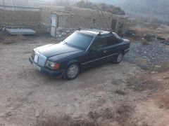 Photo of the vehicle Mercedes-Benz W124