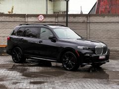 Photo of the vehicle BMW X7