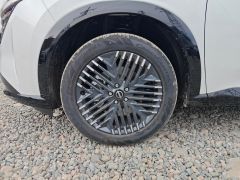 Фото авто Nissan Pathfinder