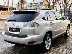 Photo of the vehicle Lexus RX