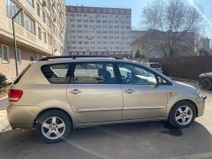 Сүрөт унаа Toyota Avensis Verso