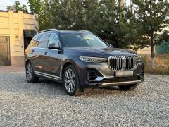 Photo of the vehicle BMW X7