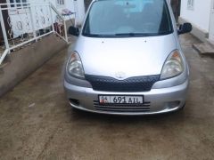 Сүрөт унаа Toyota Yaris Verso