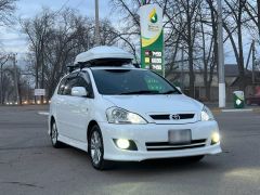 Photo of the vehicle Toyota Ipsum