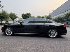 Photo of the vehicle Audi A8