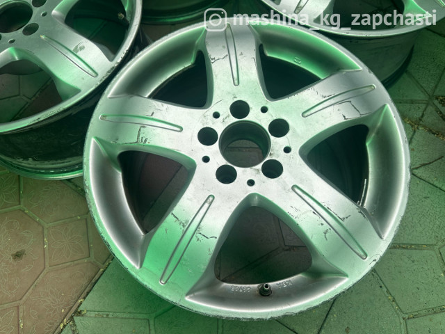 Wheel rims - Mercedes-Benz R17