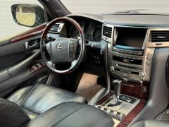 Сүрөт унаа Lexus LX