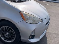 Фото авто Toyota Prius c