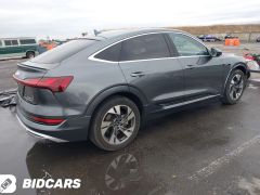 Сүрөт унаа Audi e-tron Sportback