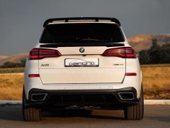 Photo of the vehicle BMW X5