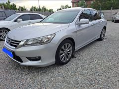 Фото авто Honda Accord